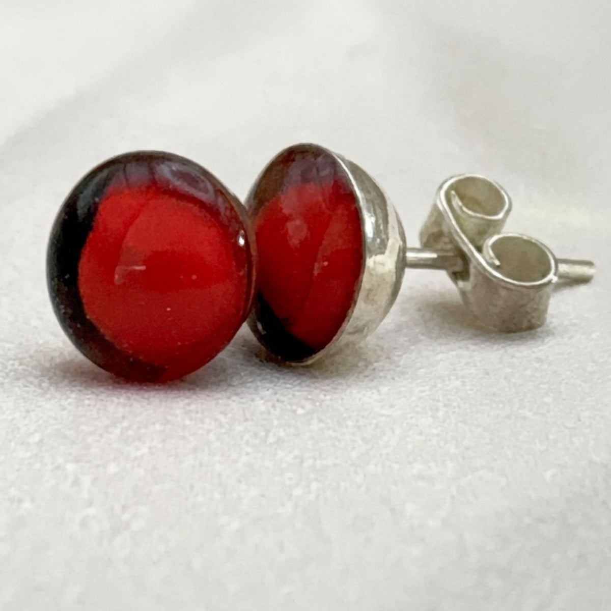 Boucles Sami en huayruro avec fermoir papillon