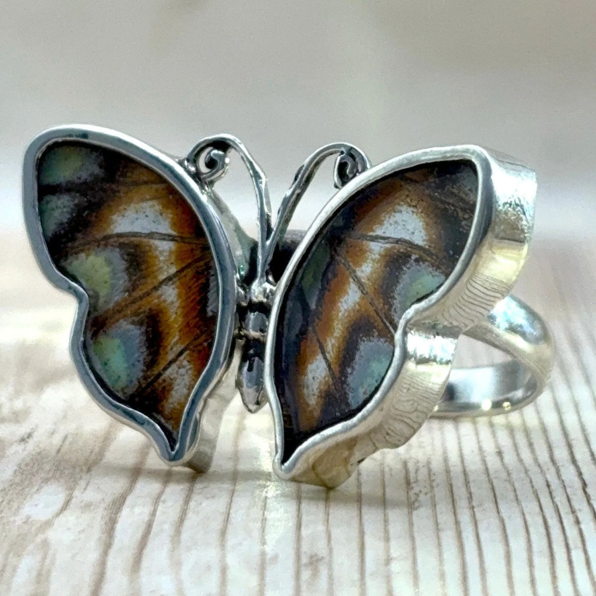 Bague Azura Vert d’eau ajustable en argent – vue de profil
