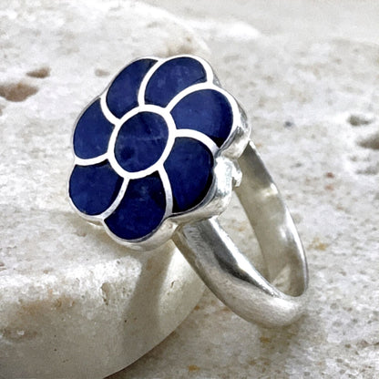 Bague Fleur Bleue en argent – motif floral en lapis-lazuli