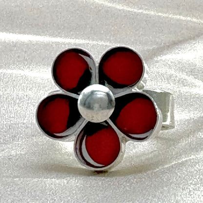 Bague Huayruro Fleur en argent avec graines rouges et noires
