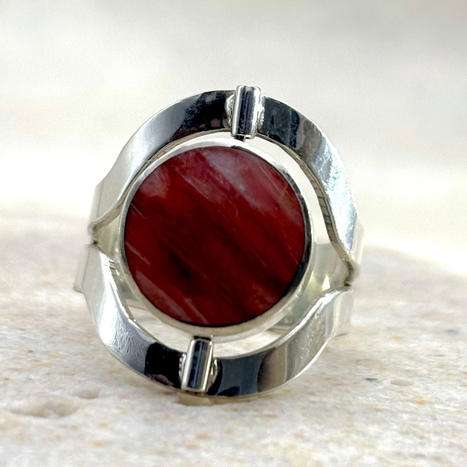 Bague Réversible en argent avec spondylus – pierre naturelle rouge orangé