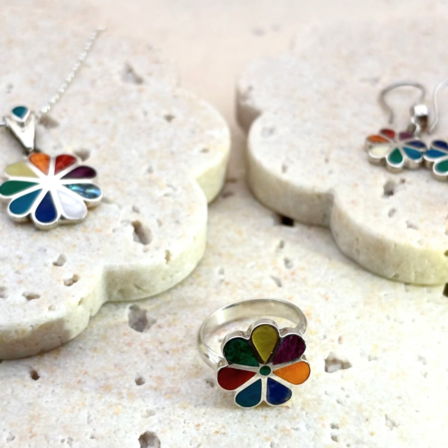 Bague Flora en argent  avec pendentif et boucles assortis 
