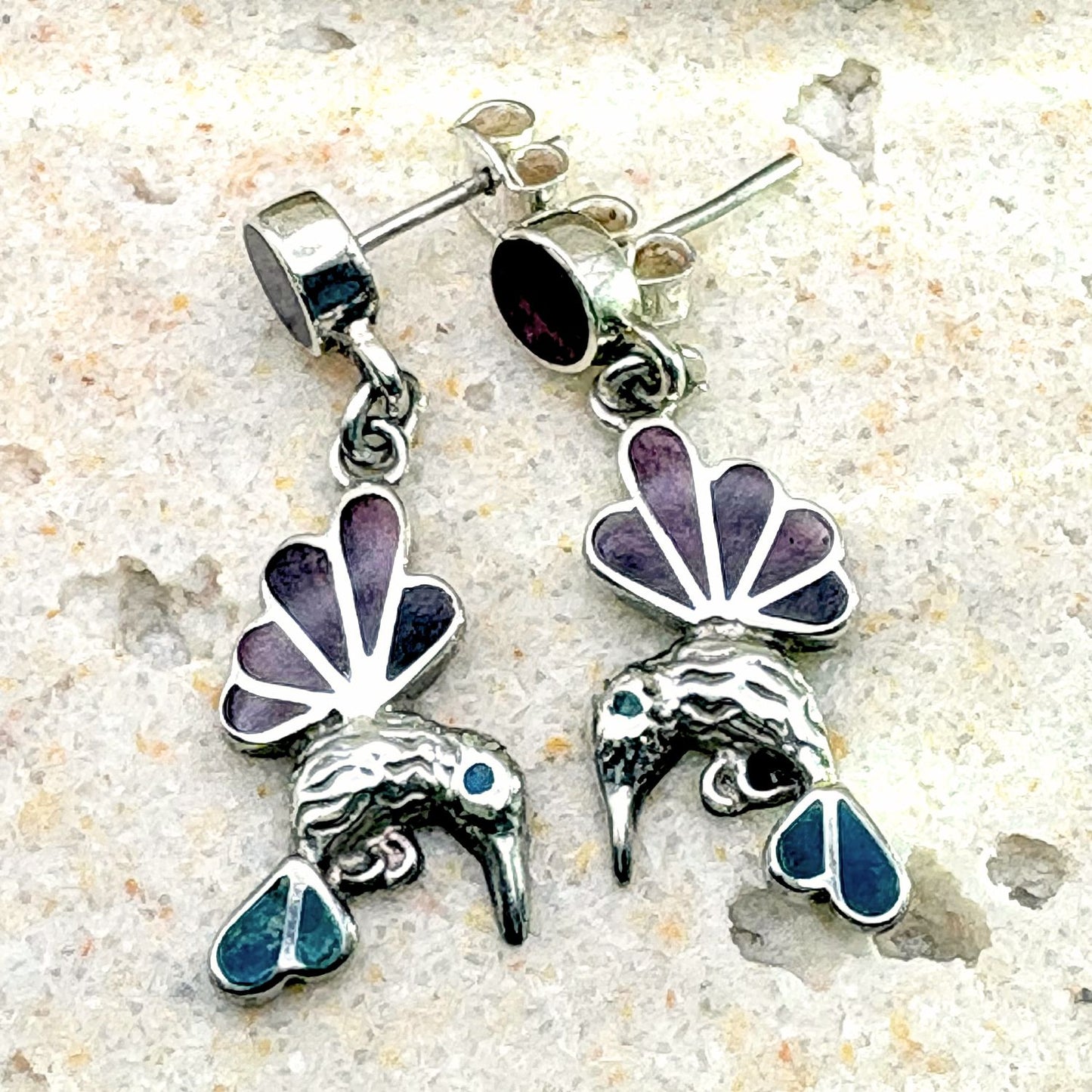 Boucles d'oreilles Colibri Élan en argent avec chrysocolle, sodalite, nacre et spondylus
