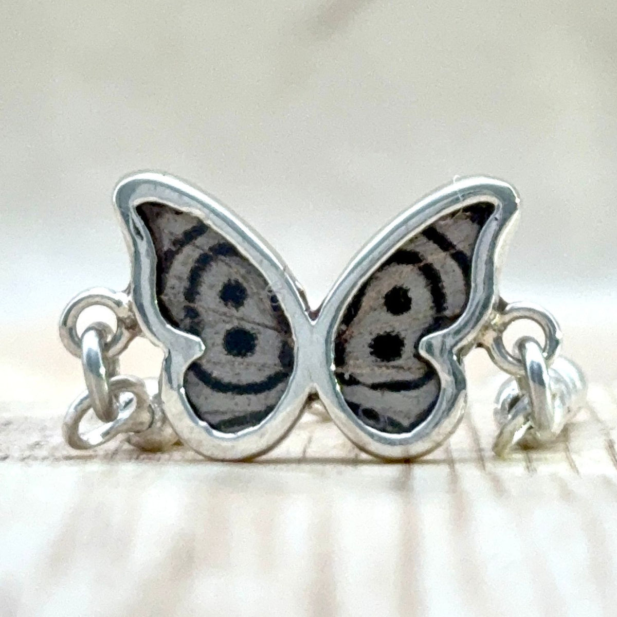 Bracelet Azuria réversible Brun ocellé en argent et ailes naturelles