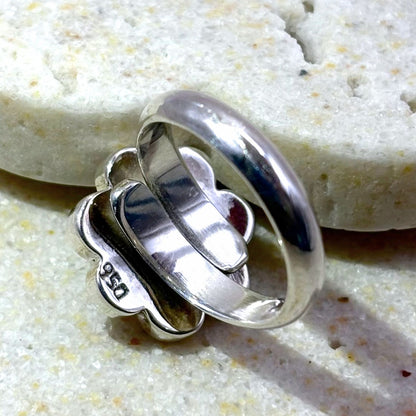 Intérieur de la bague Flora en argent avec anneau ajustable