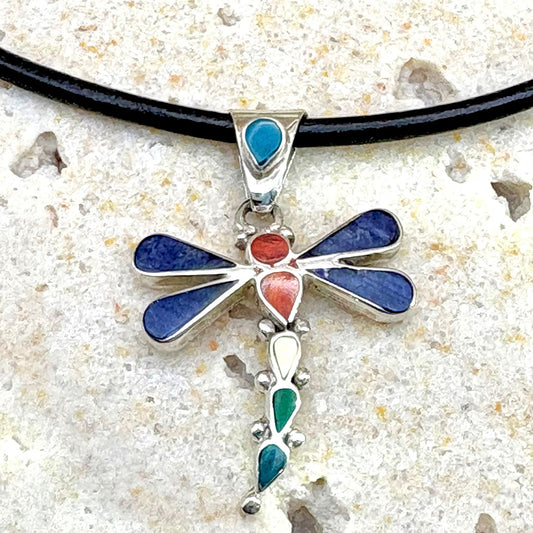 Pendentif Libellule en argent et pierres naturelles