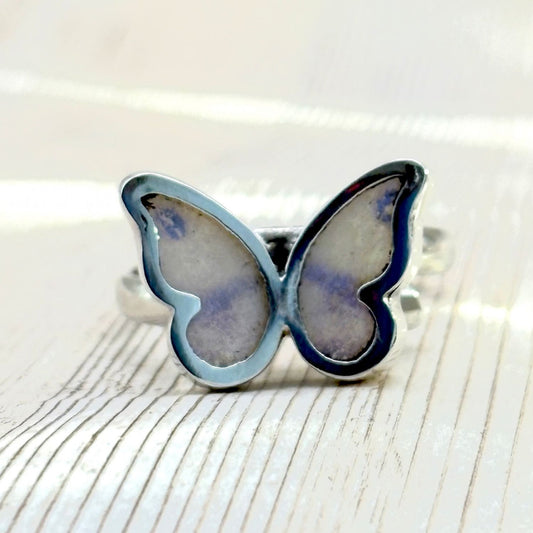 Petite Bague Azura en argent couleur violet irisé 