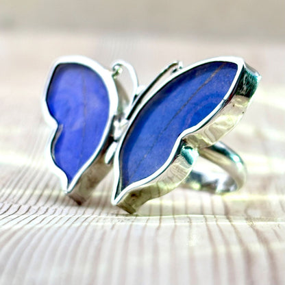 Profil de la Grande Bague Azura en argent
