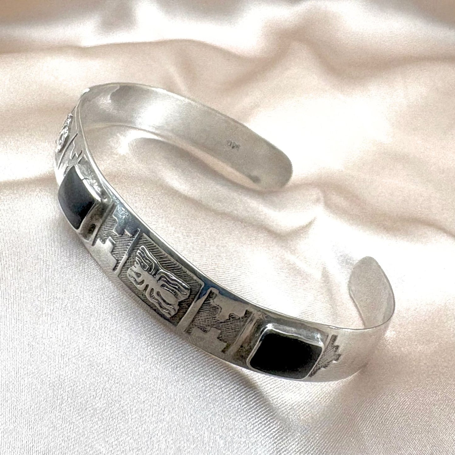 Bracelet manchette Inti Onyx réglable en argent 950 avec onyx noir
